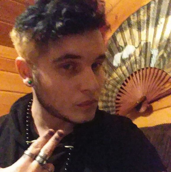 Meet your Posher, Anthony - Picture 1 of 1